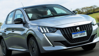 PEUGEOT 208-turbo