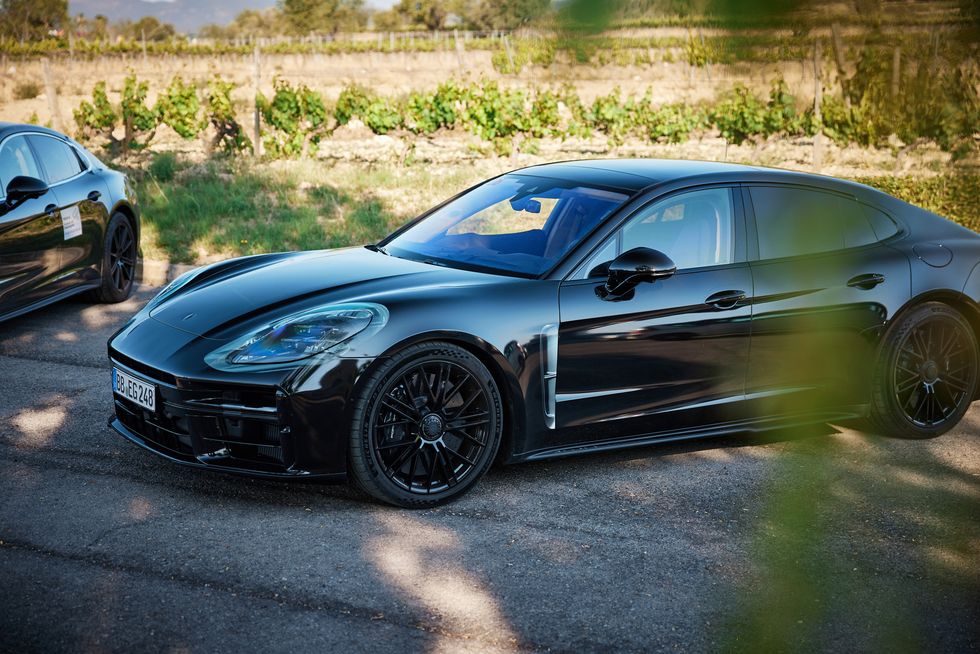 PORSCHE PANAMERA