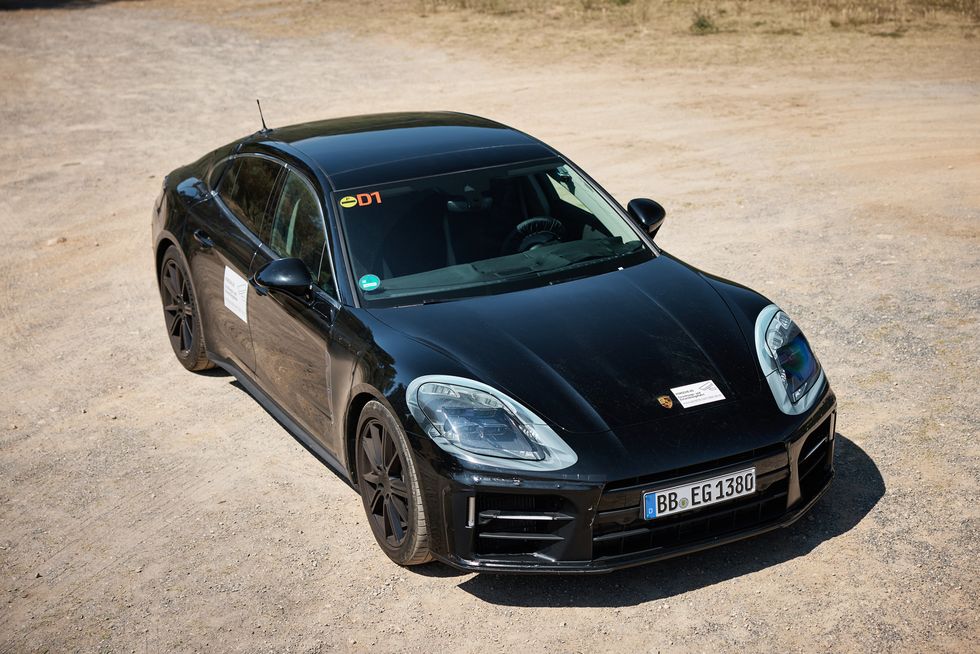 PORSCHE PANAMERA