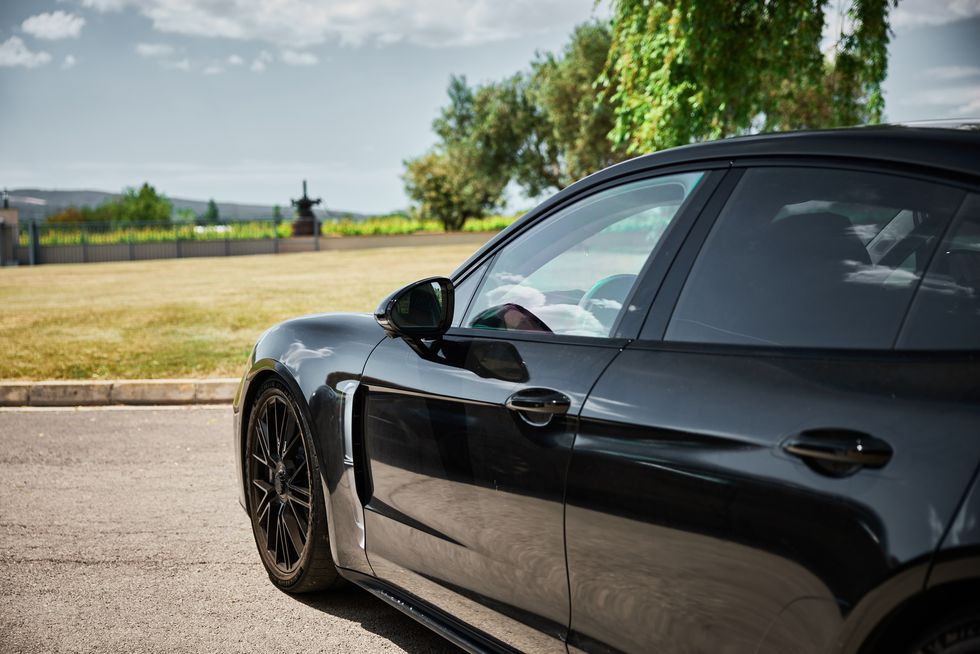 PORSCHE PANAMERA
