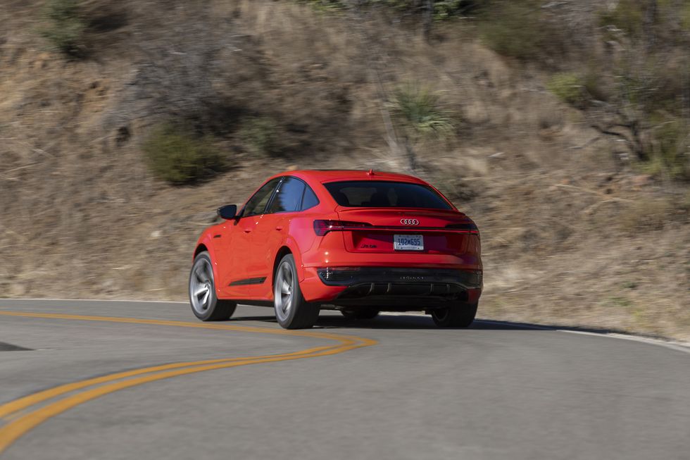 AUDI SQ8 e-TRON