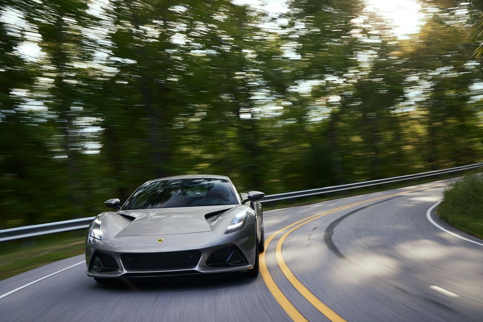 LOTUS EMIRA 2024