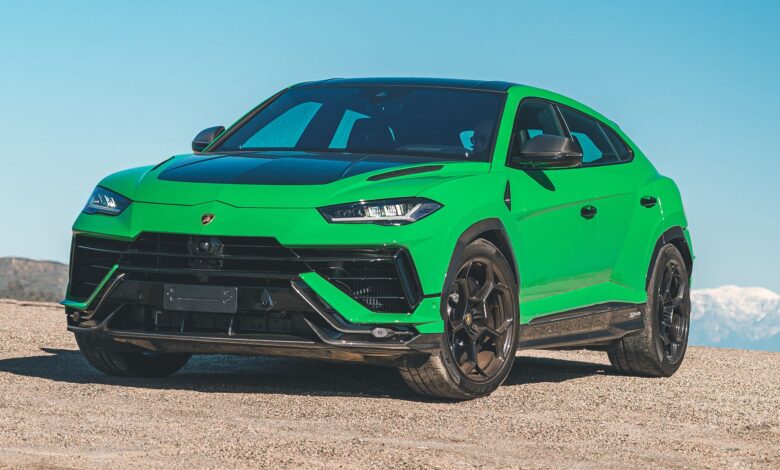 LAMBORGHINI URUS 2024