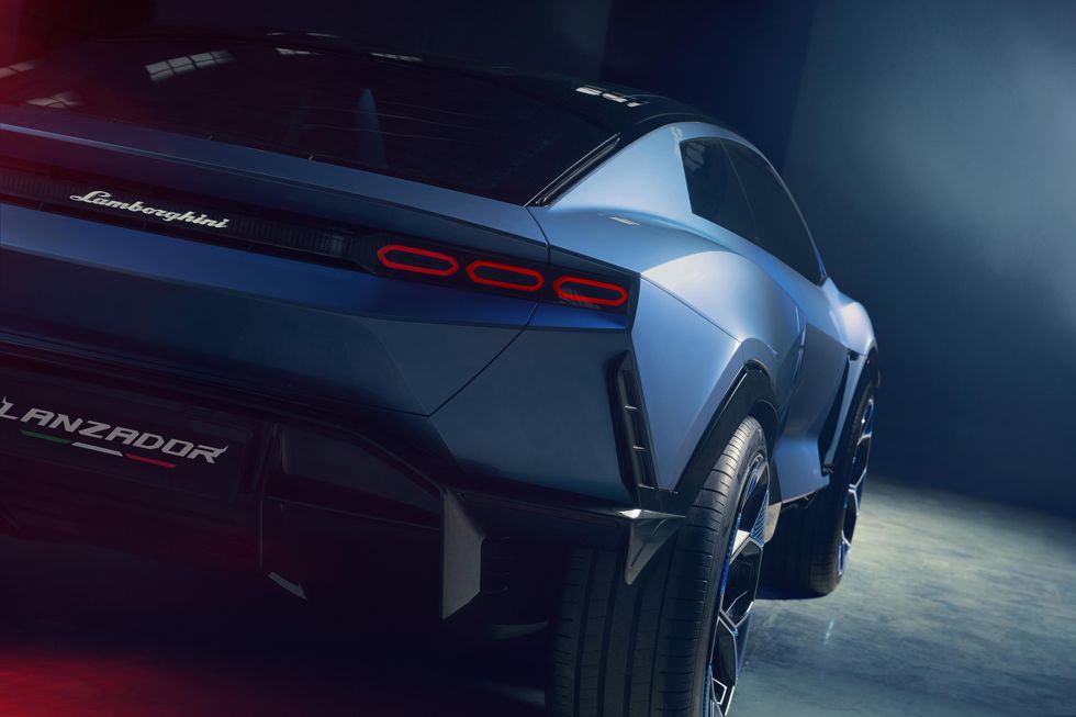 Lamborghini Lanzador 2028