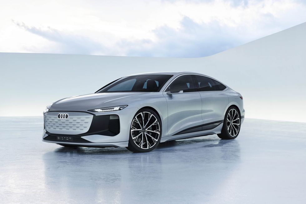 AUDI A6 e-tron 2024