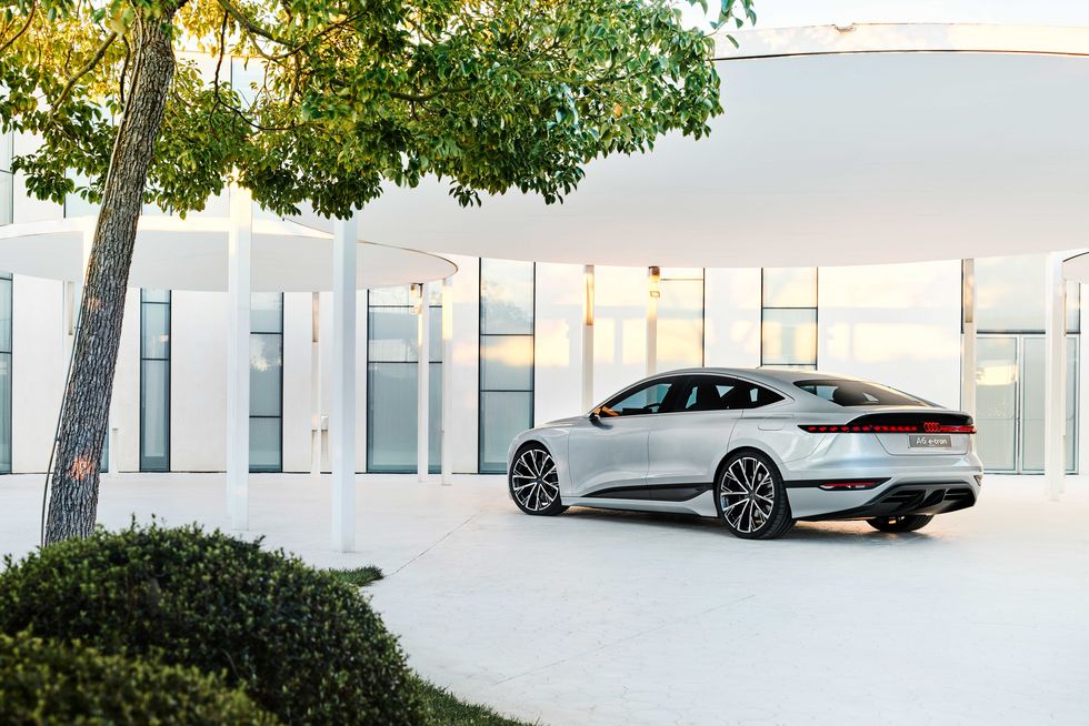 AUDI A6 e-tron 2024