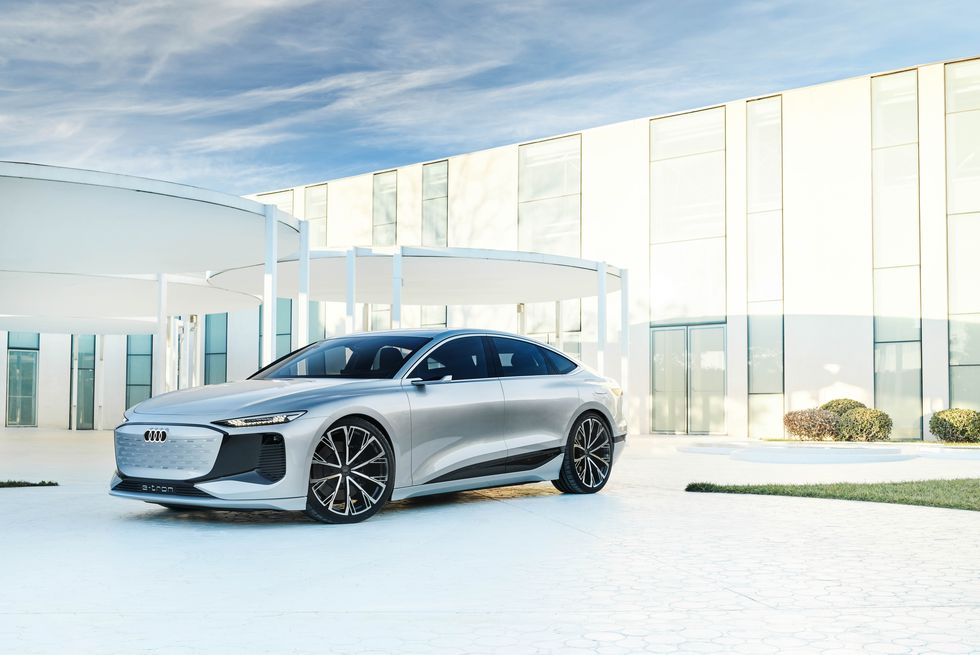 AUDI A6 e-tron 2024