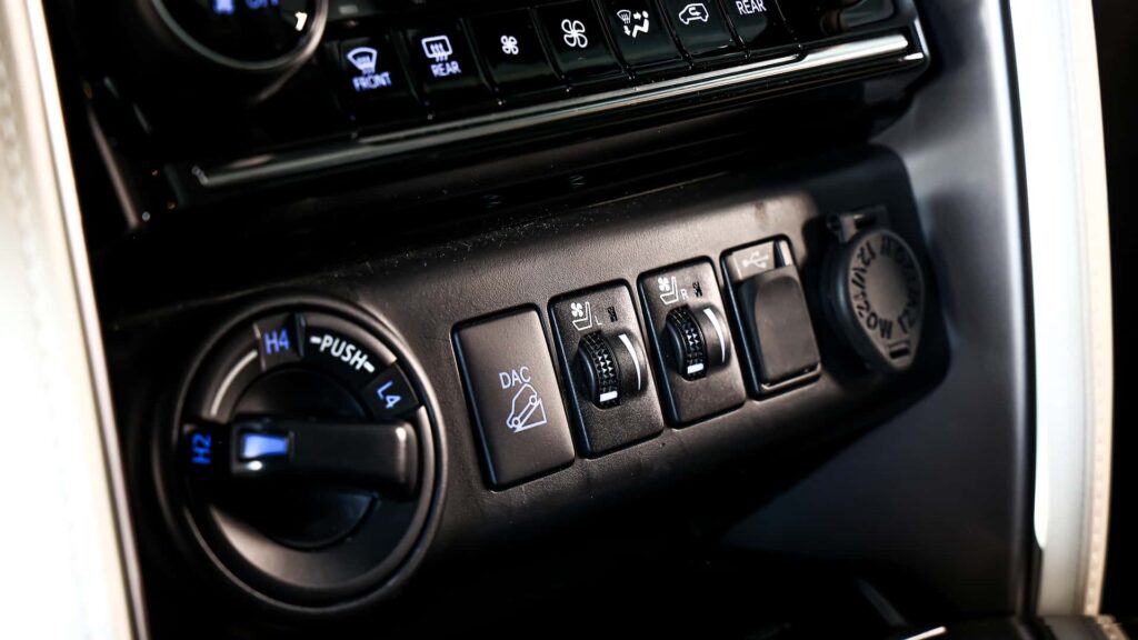 TOYOTA SW4 DIAMOND