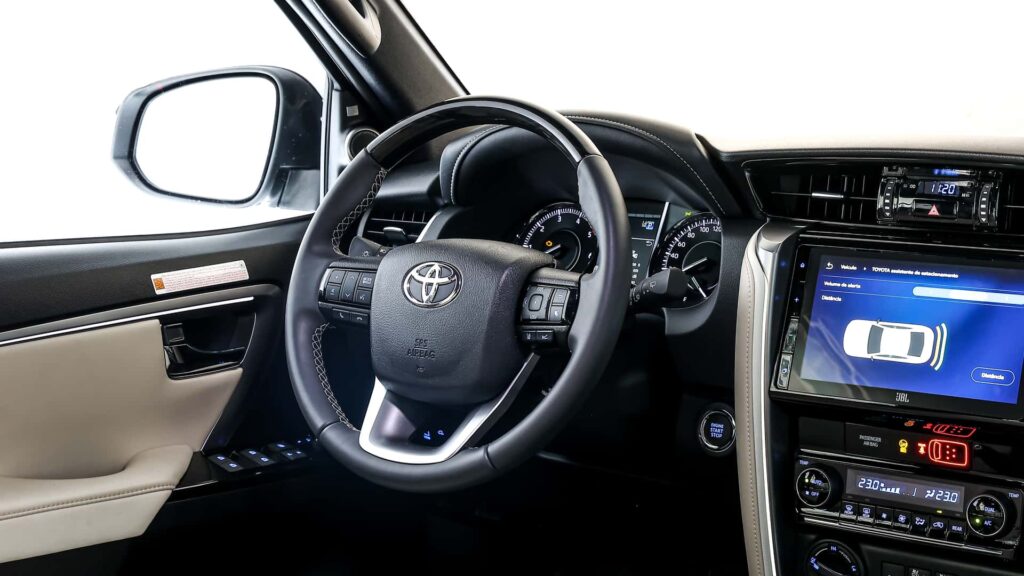 TOYOTA SW4 DIAMOND