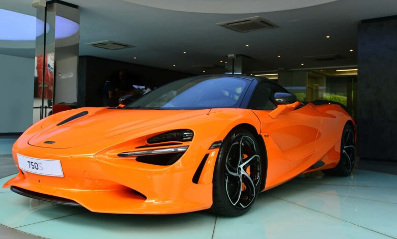 MCLAREN 750S
