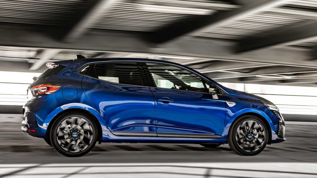 RENAULT CLIO 2024