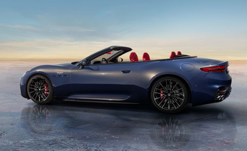 MASERATI GRANCABRIO 2024