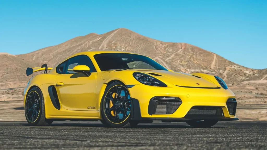 porsche-718-cayman-gt4-rs